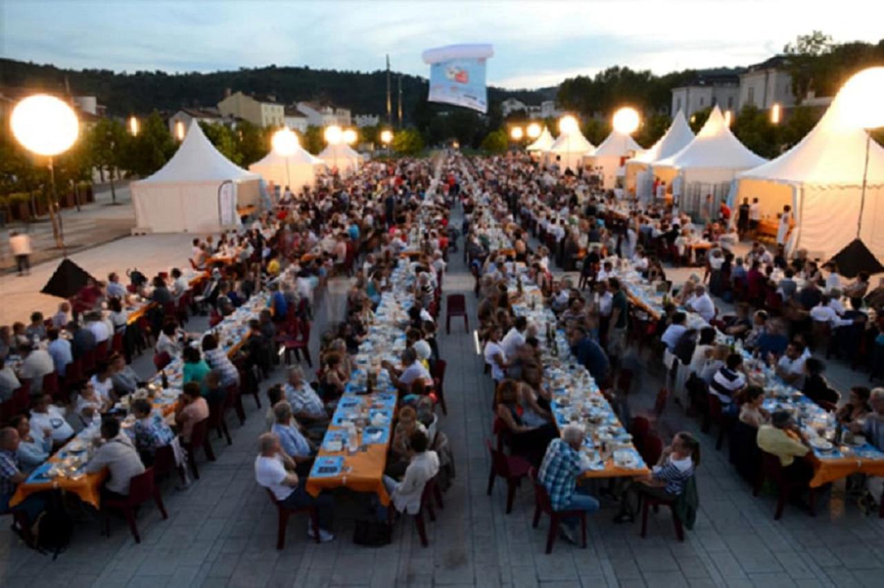 Bed and Breakfast Domaine A Marmande Berdoues Zewnętrze zdjęcie